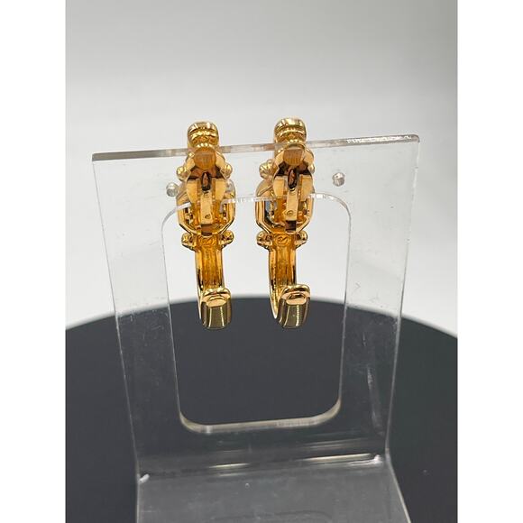 Swarovski Swan Vintage Gold Tone Pave Blue Bezel Crystal Half Hoop Clip Earring - Picture 4 of 8